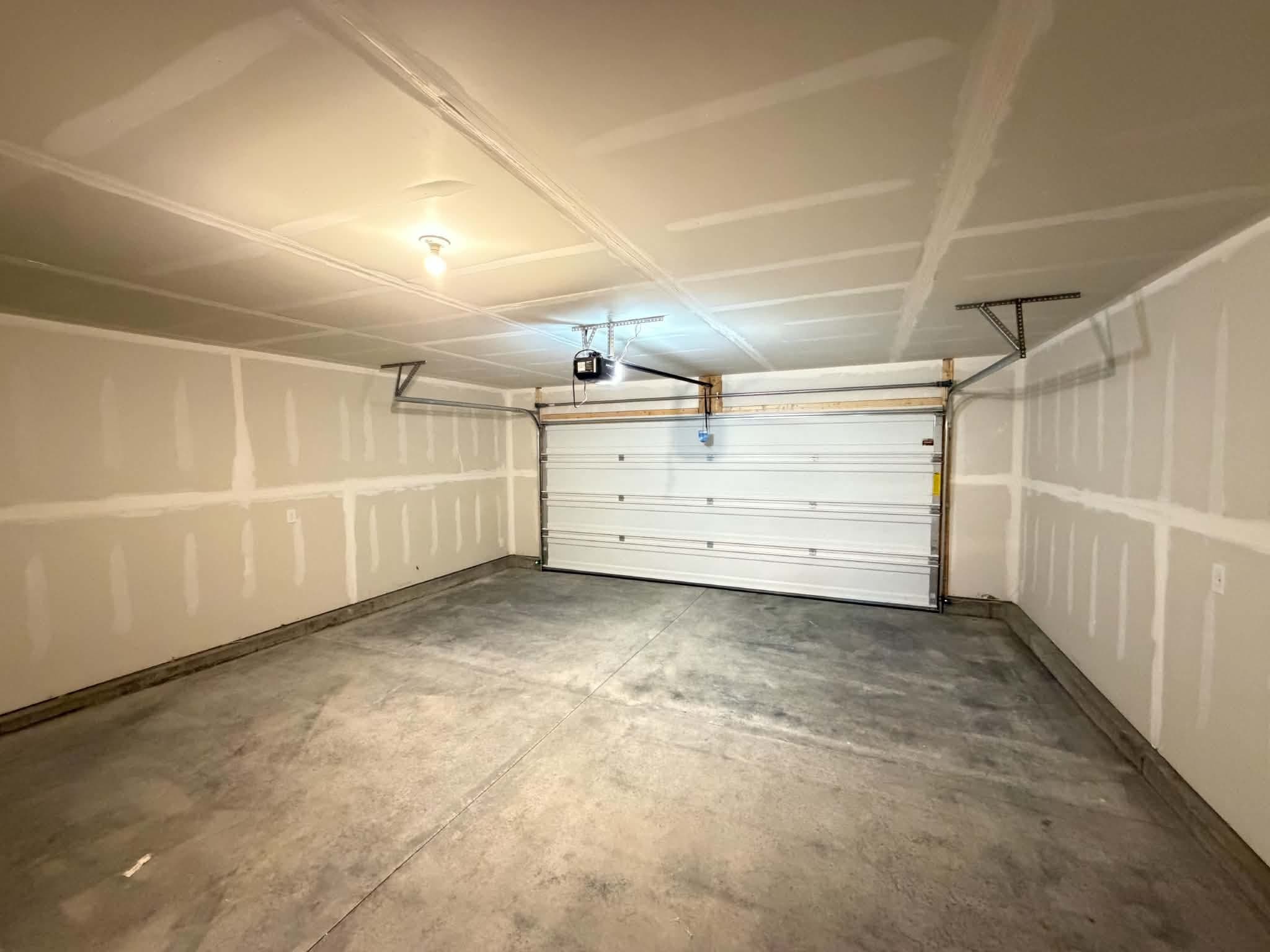 Ankeny Townhome: 1405 NE 59th Ln