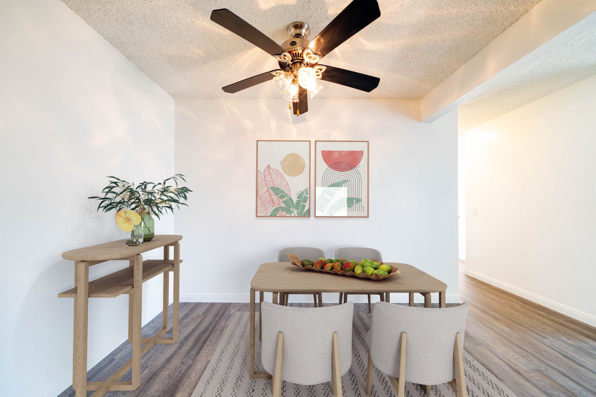 Vista Condo: 800 E Bobier Dr