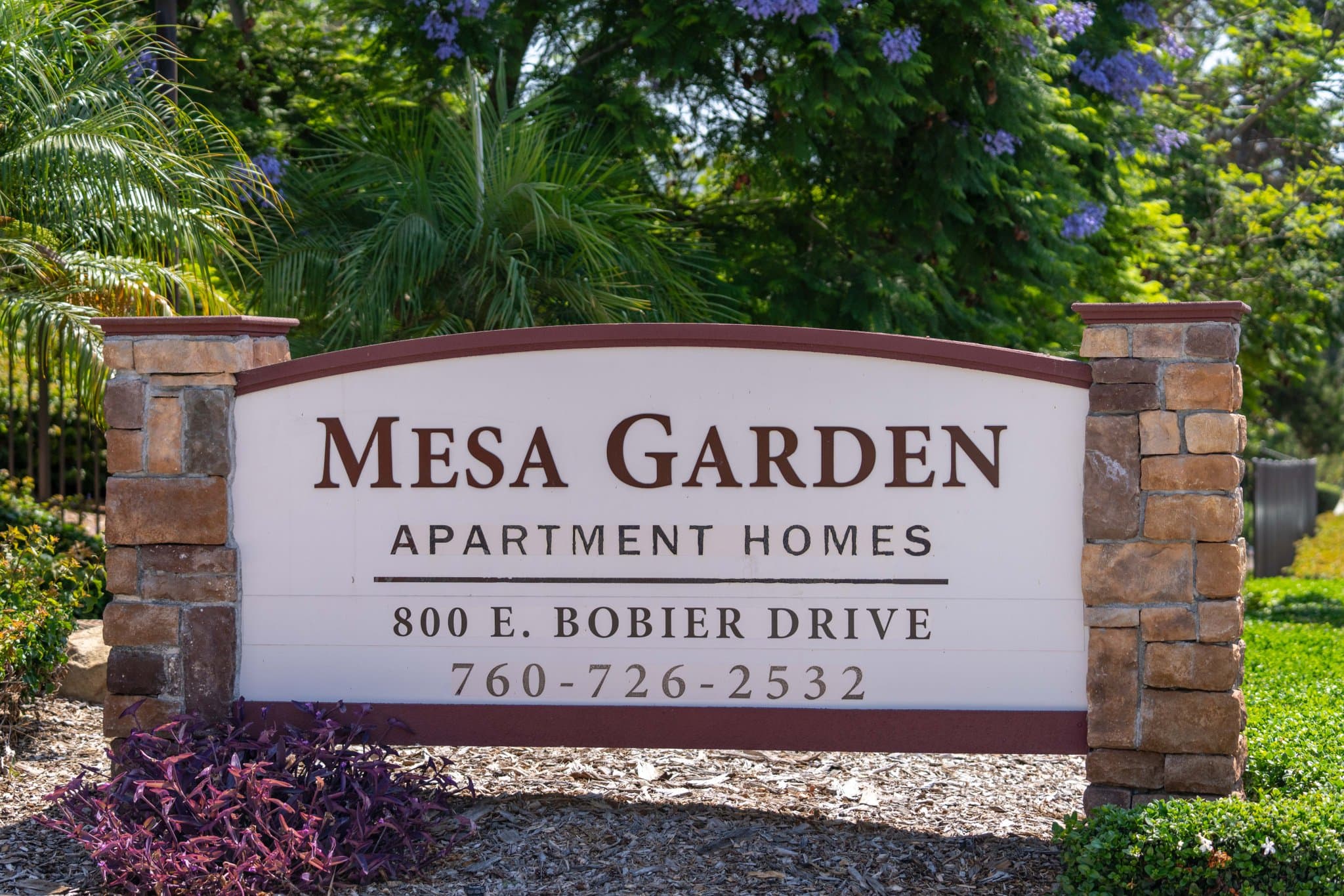 Vista Condo: 800 E Bobier Dr