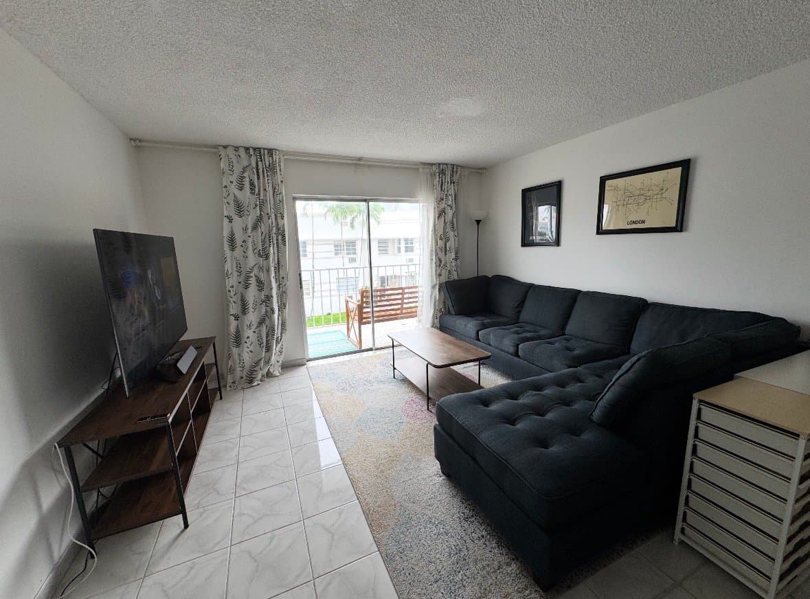 Miami Beach Condo: 1428 Euclid Ave