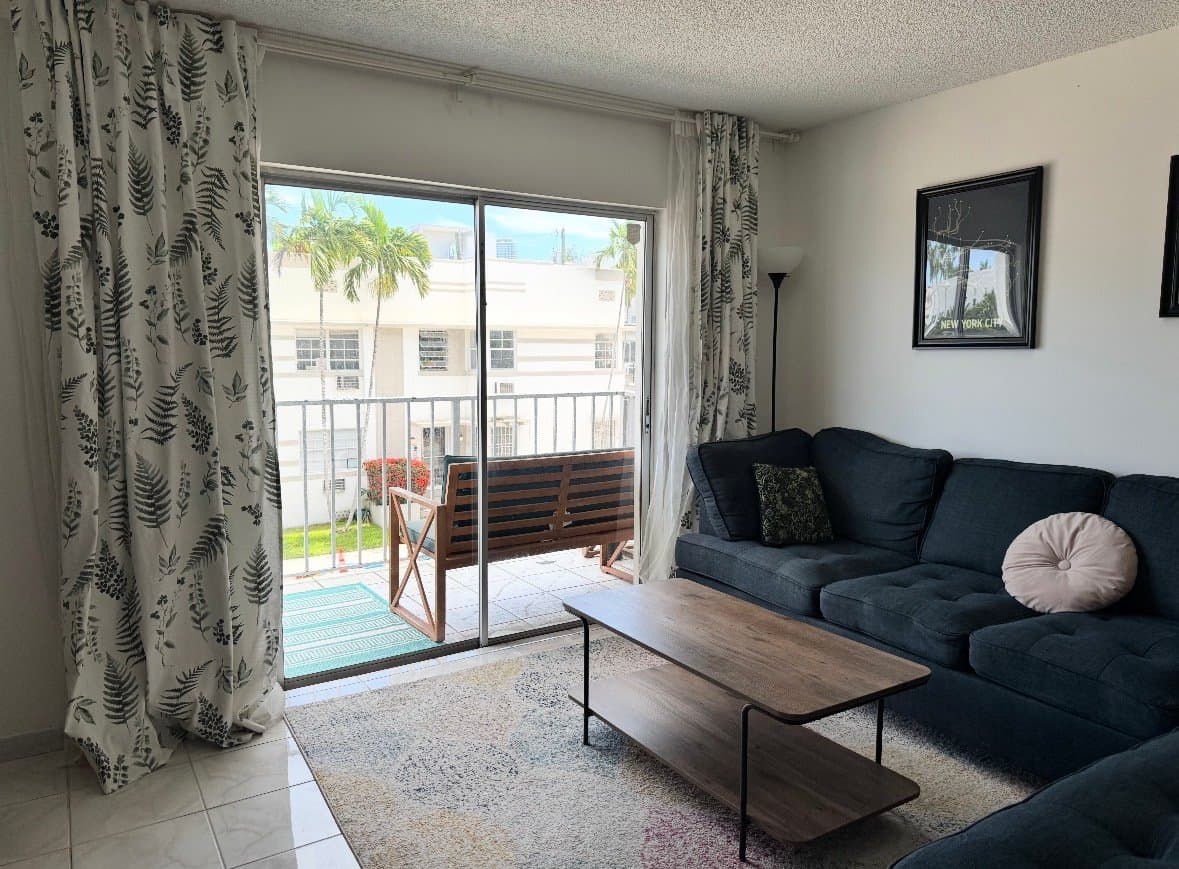 Miami Beach Condo: 1428 Euclid Ave