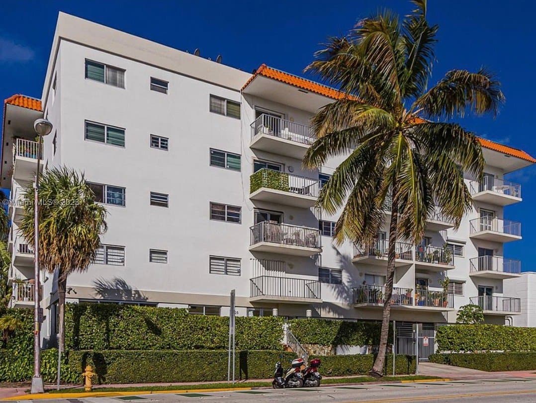 Miami Beach Condo: 1428 Euclid Ave