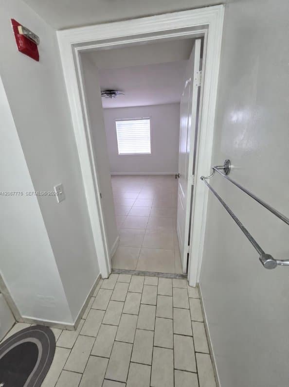 miami Condo: 4691 NW 9th St