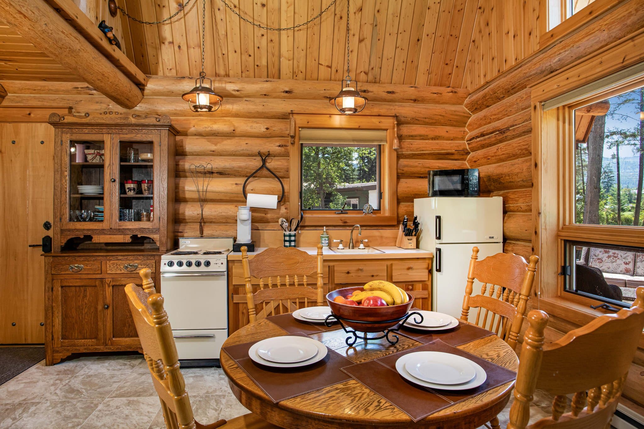 Lakeside Condo: 360 Stoner Creek Rd