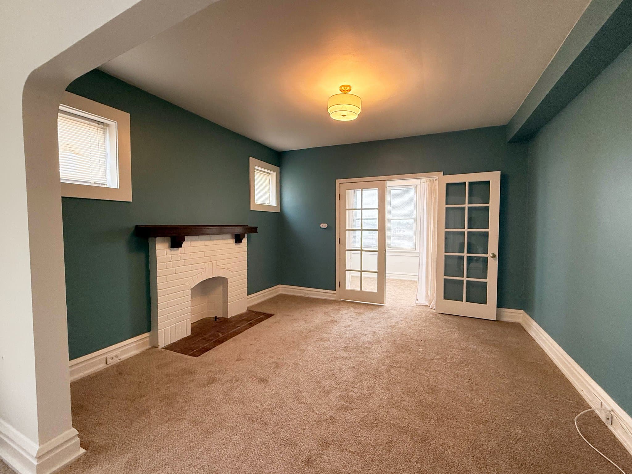 St Louis Apartment: 4909 Lansdowne