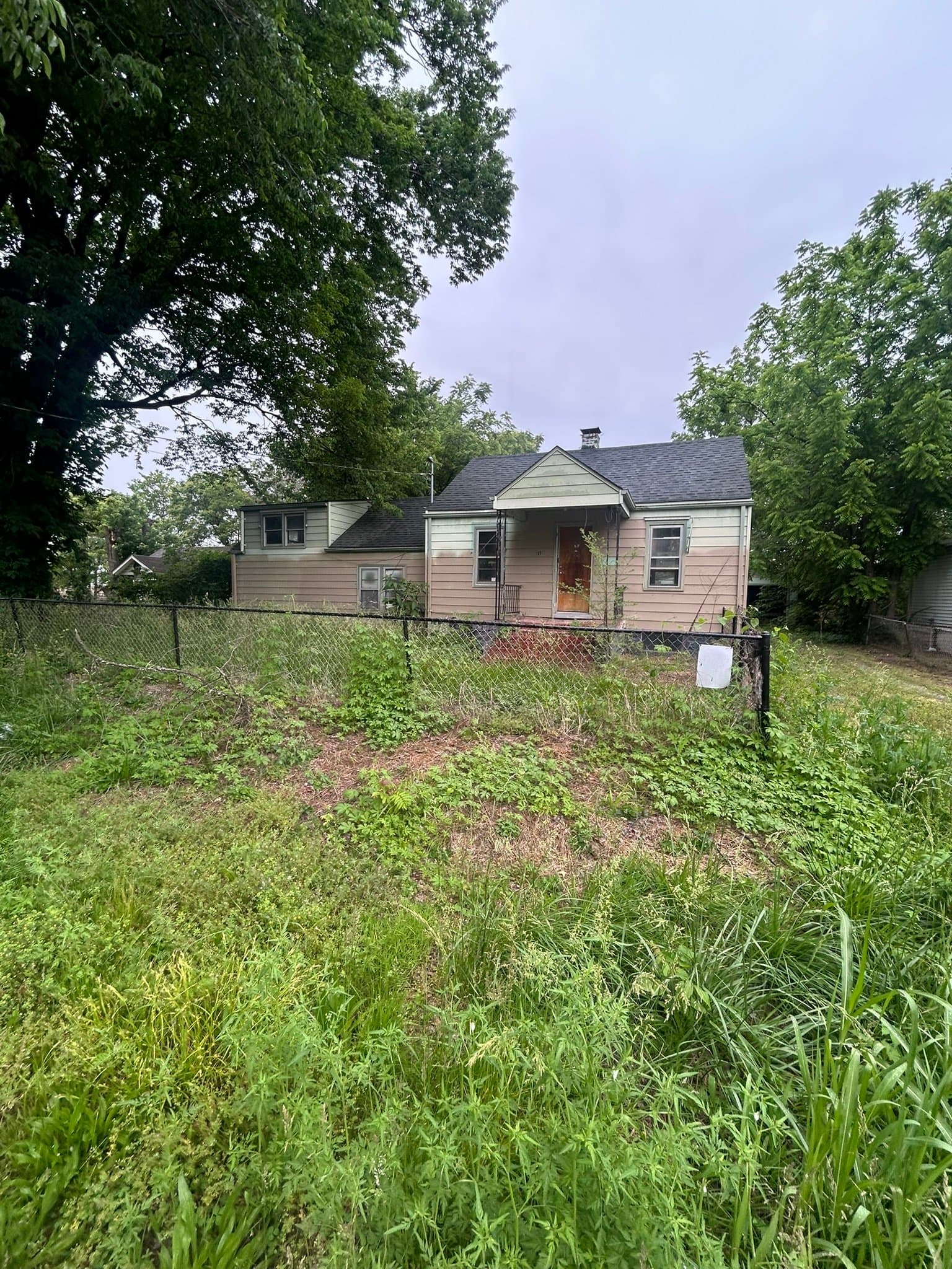 Sauget House: 17 Cahokia St