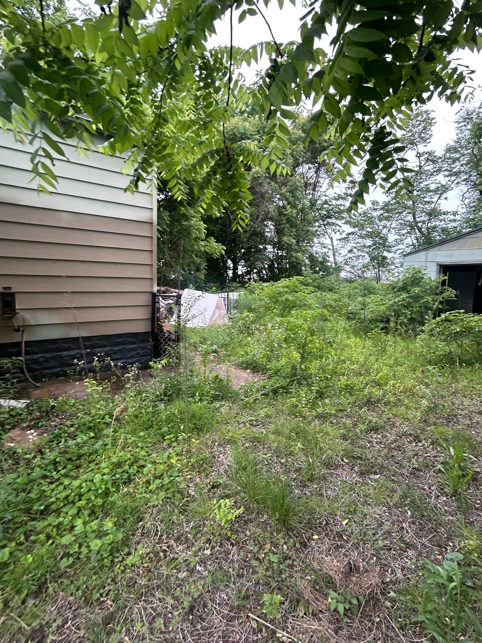 Sauget House: 17 Cahokia St
