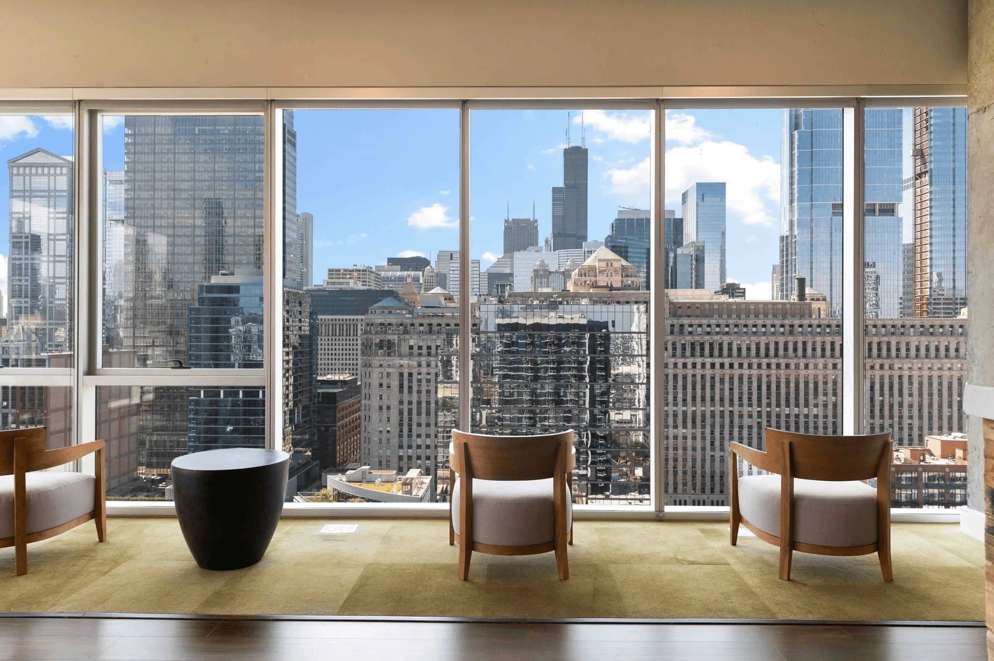 Chicago Condo: 515 N Franklin St