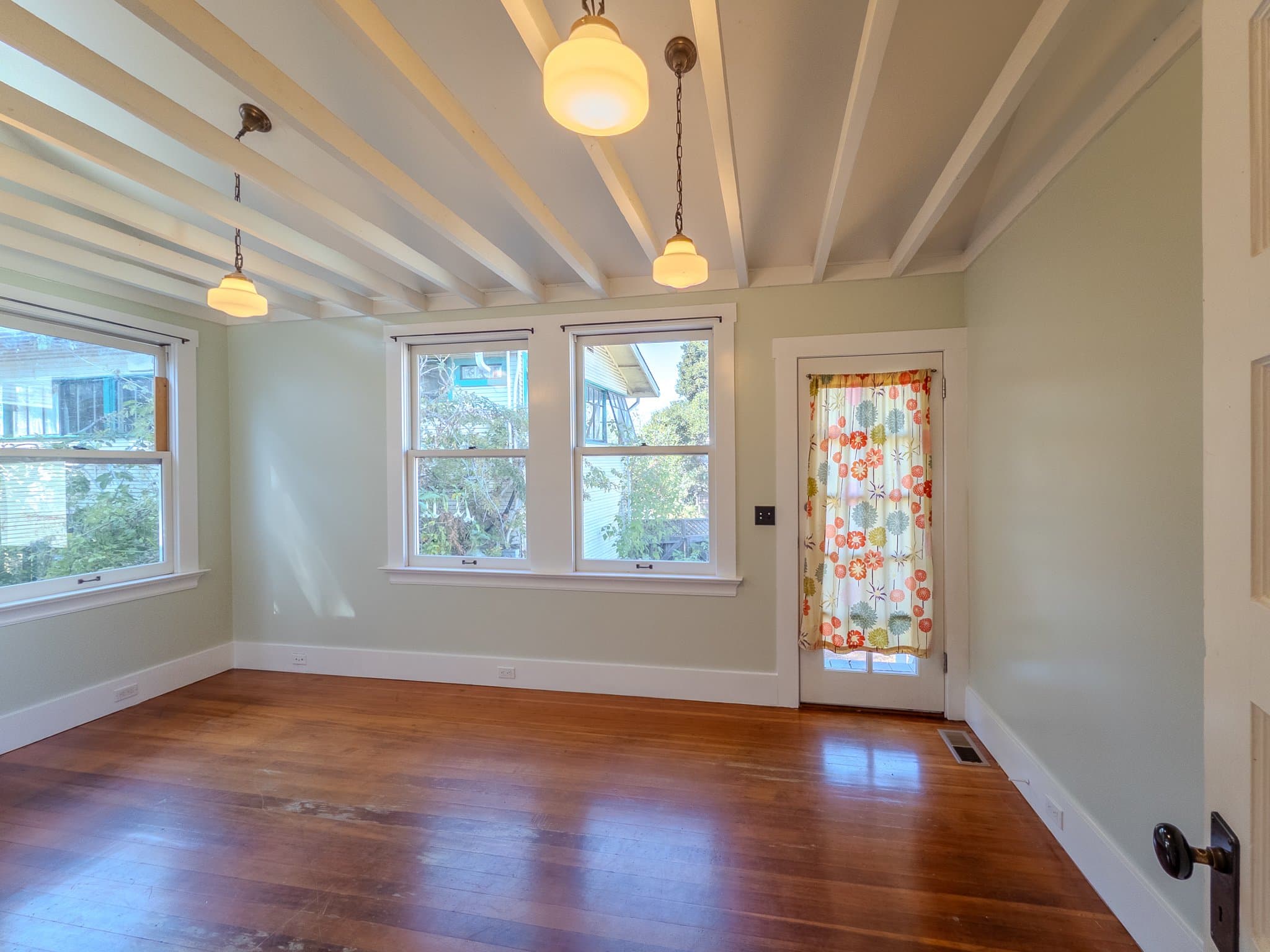 Berkeley House: 1822 Carleton St