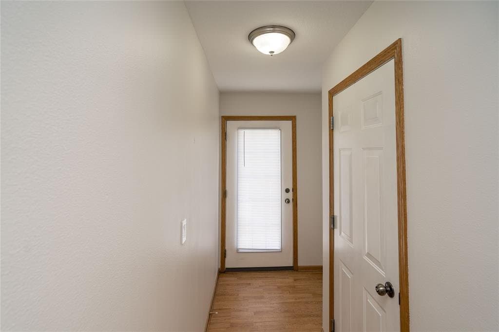 Urbandale Townhome: 15229 Alpine Dr