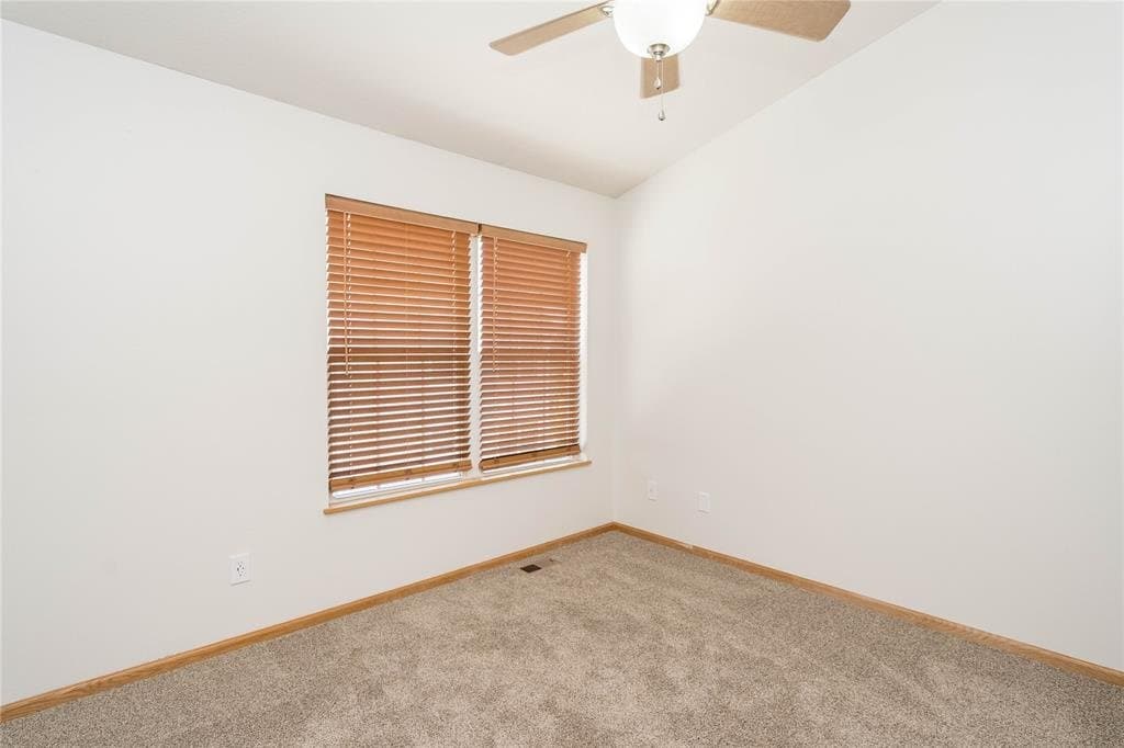 Urbandale Townhome: 15229 Alpine Dr