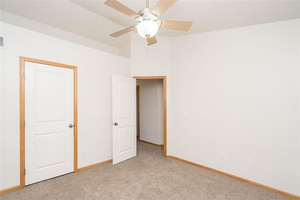 Urbandale Townhome: 15229 Alpine Dr