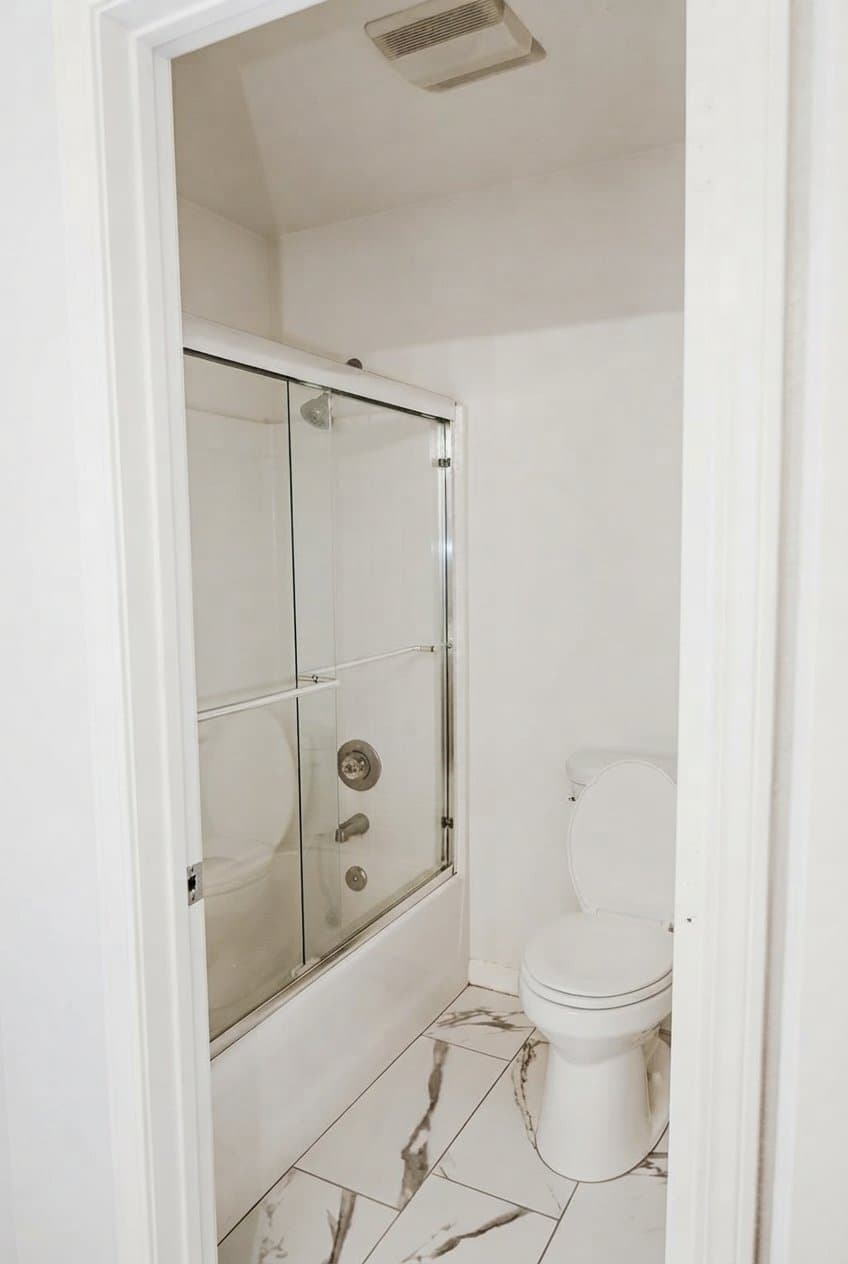 Lancaster House: 42336 Camden Way
