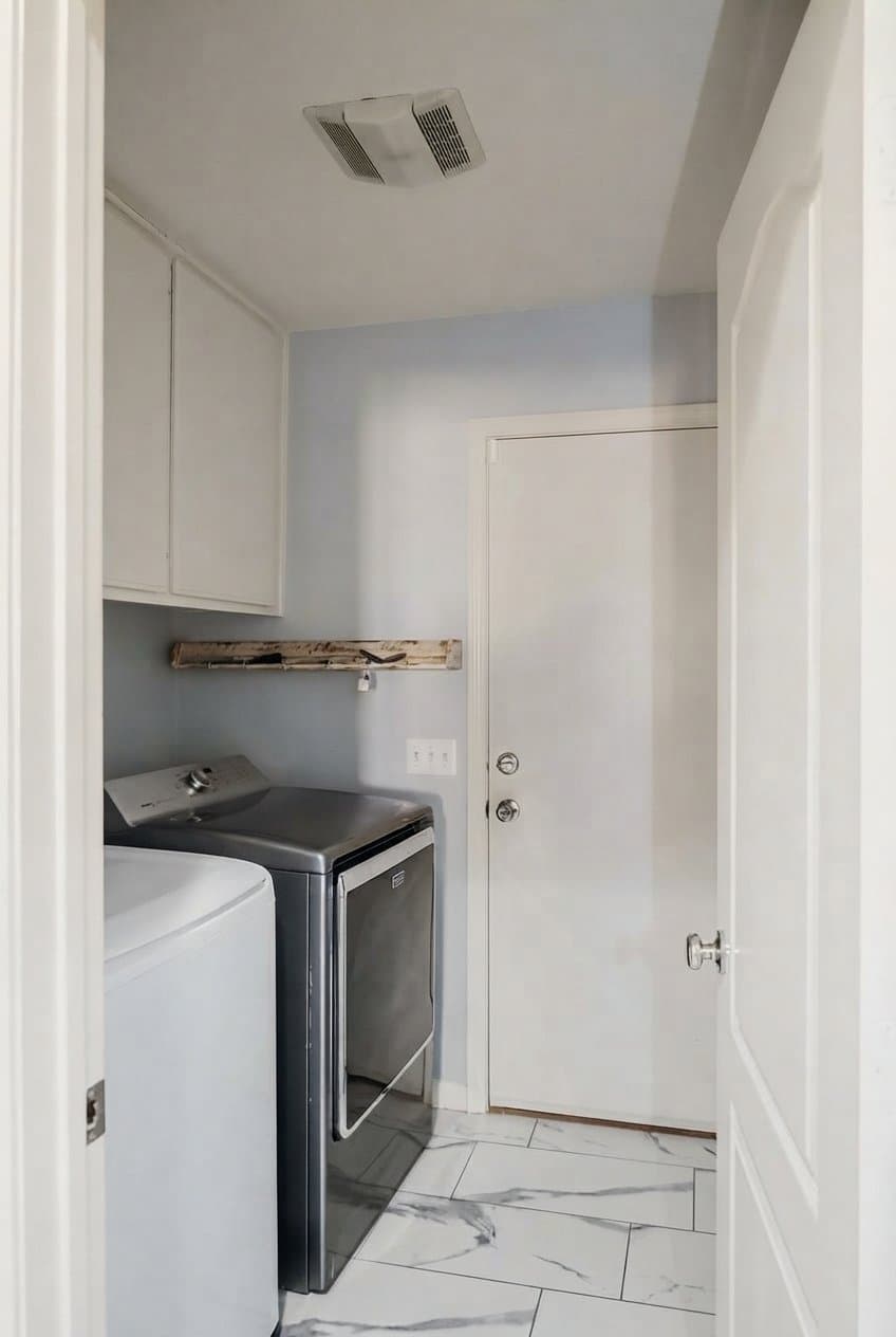Lancaster House: 42336 Camden Way