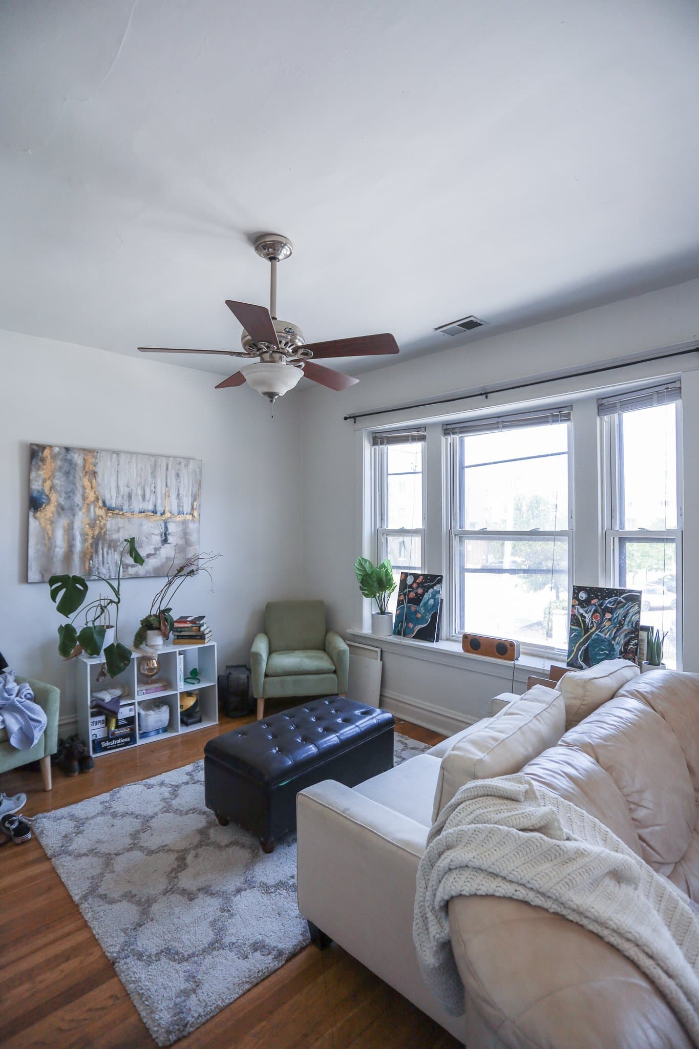 Chicago Apartment: 2808 Halsted