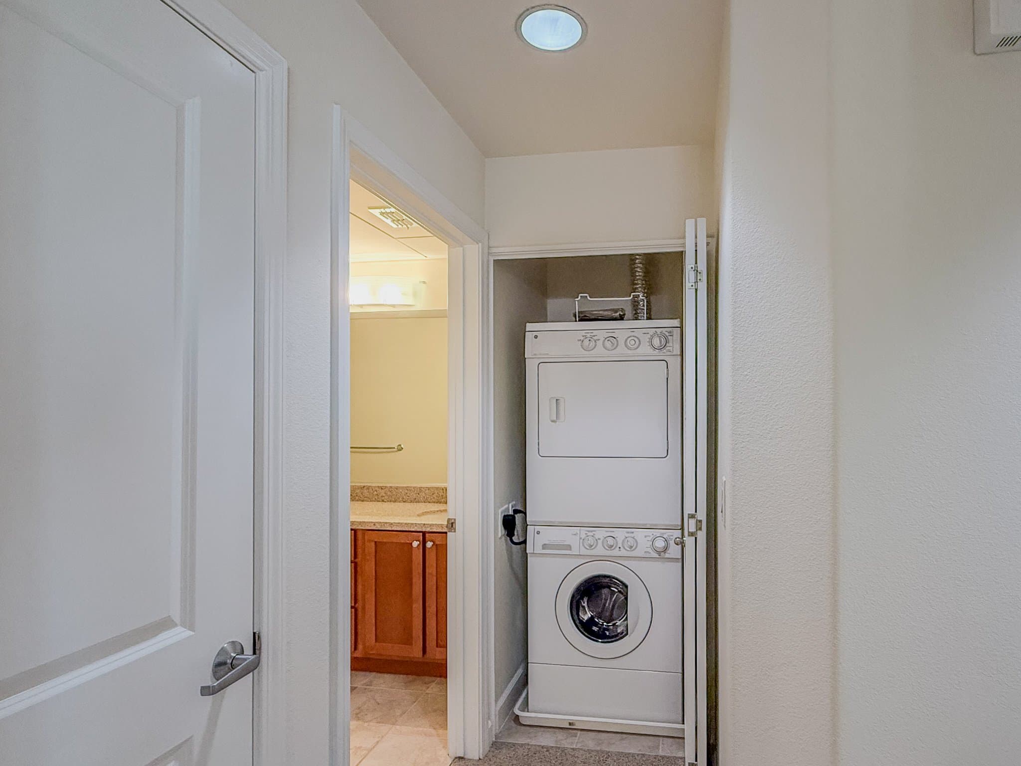 Oakland Condo: 423 7th St