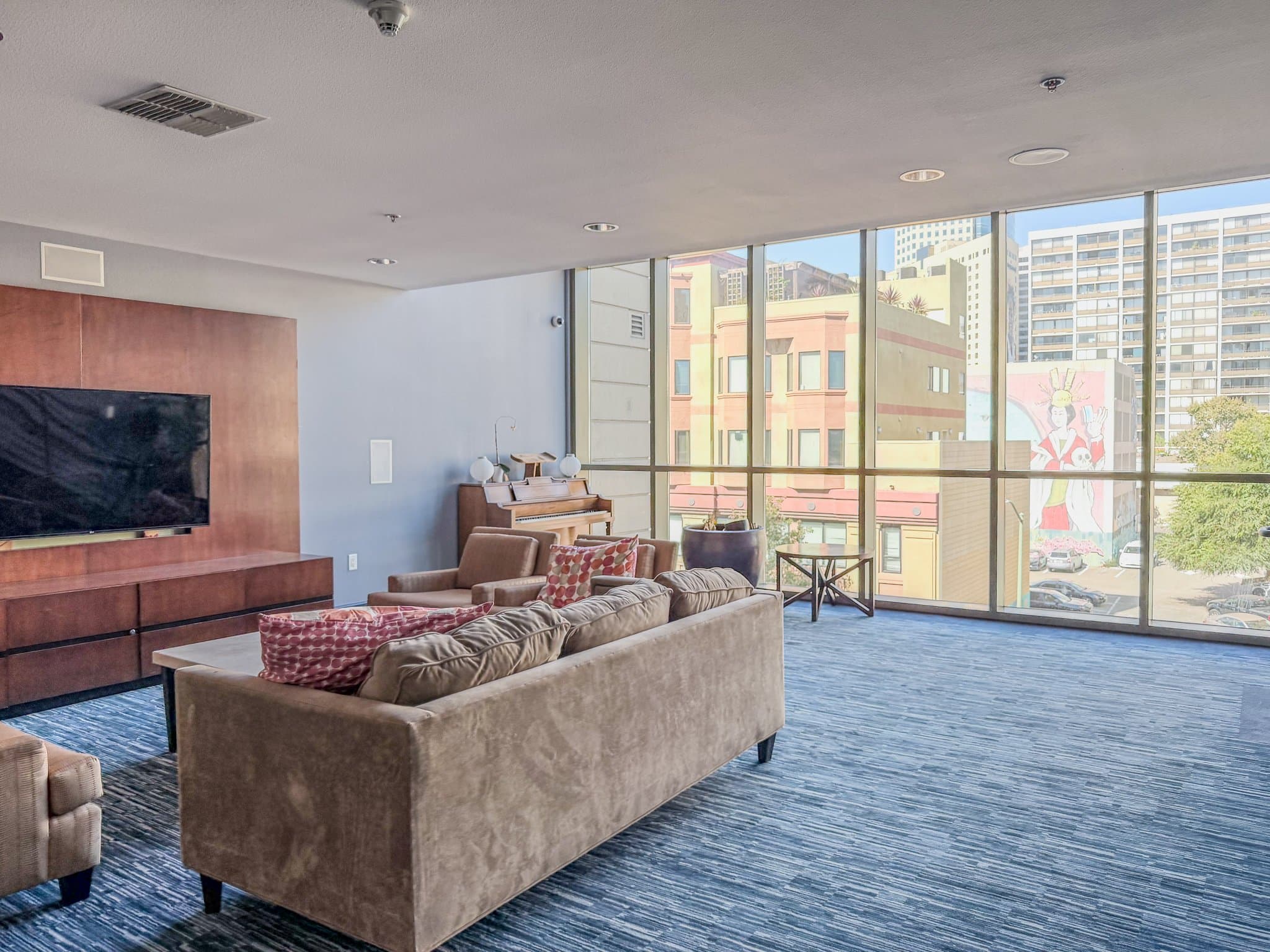 Oakland Condo: 423 7th St