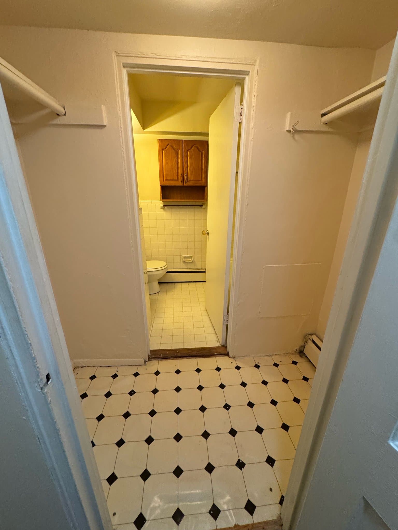 Washington Condo: 2716 Wisconsin Ave NW