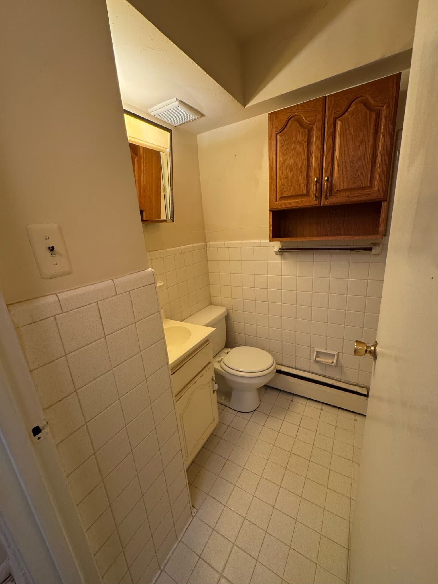 Washington Condo: 2716 Wisconsin Ave NW