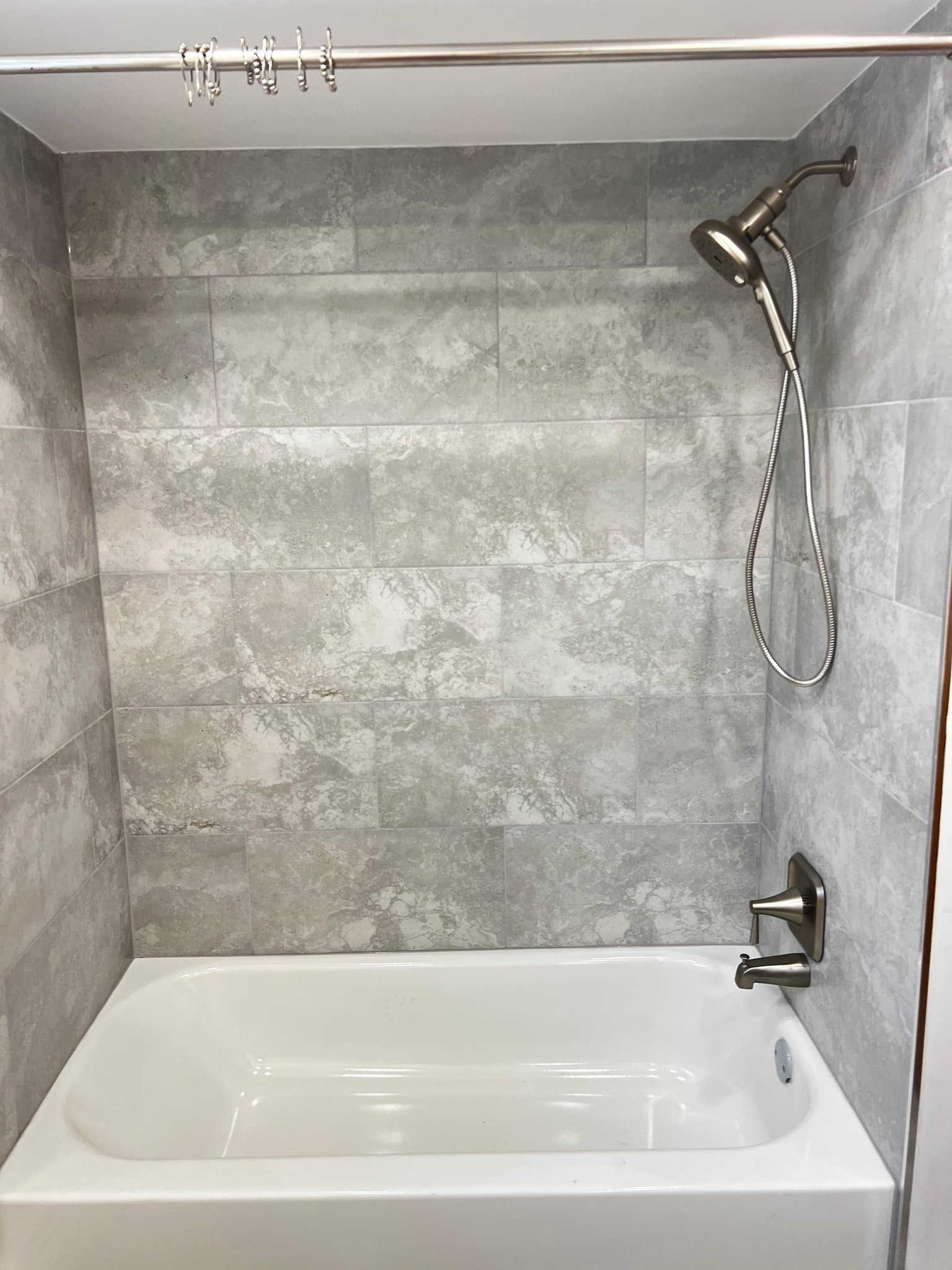 chicago Apartment: 5709 S Archer ave, Apt #2