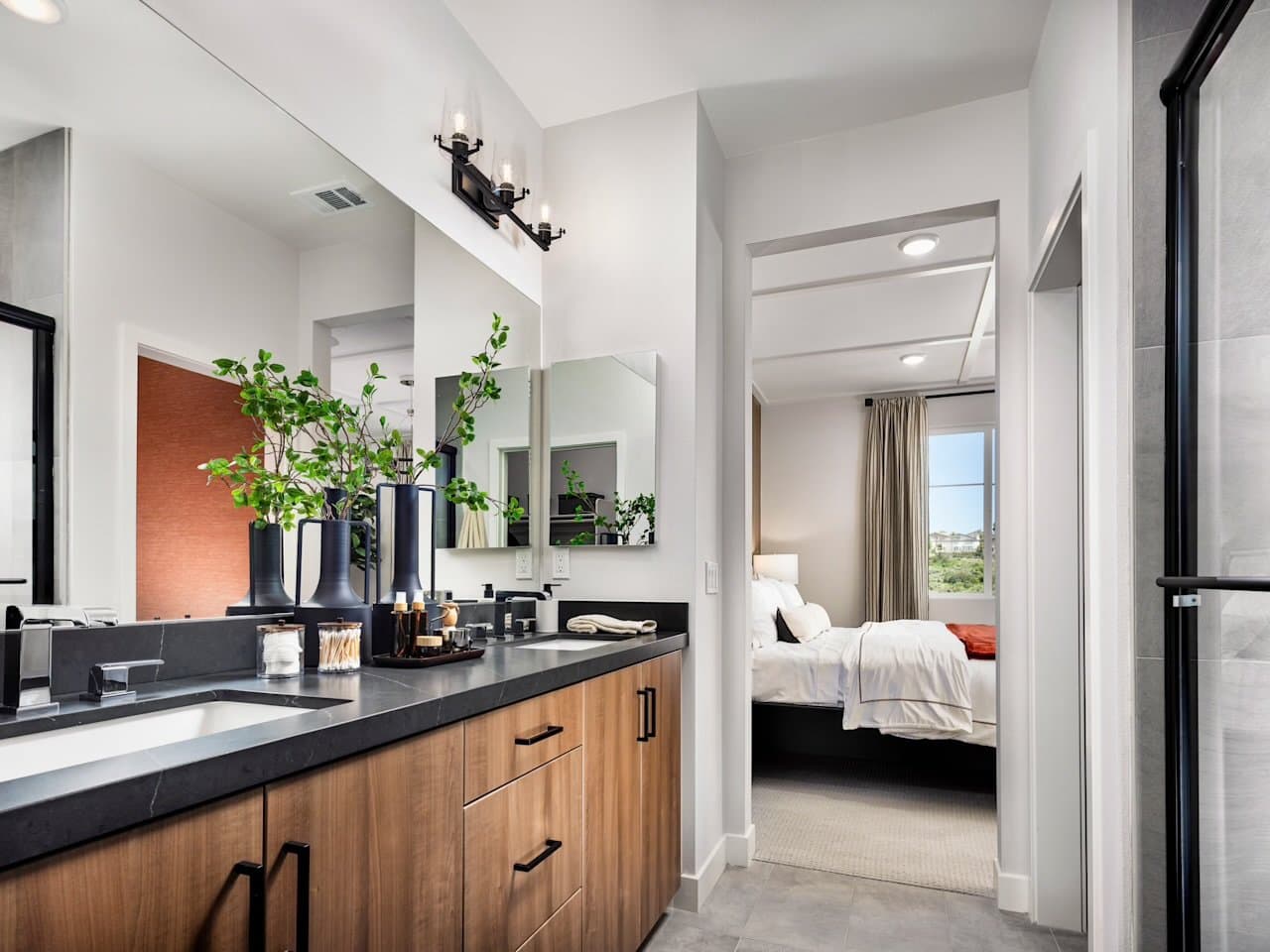 San Diego Single Room: 10202 Vista Lusardi