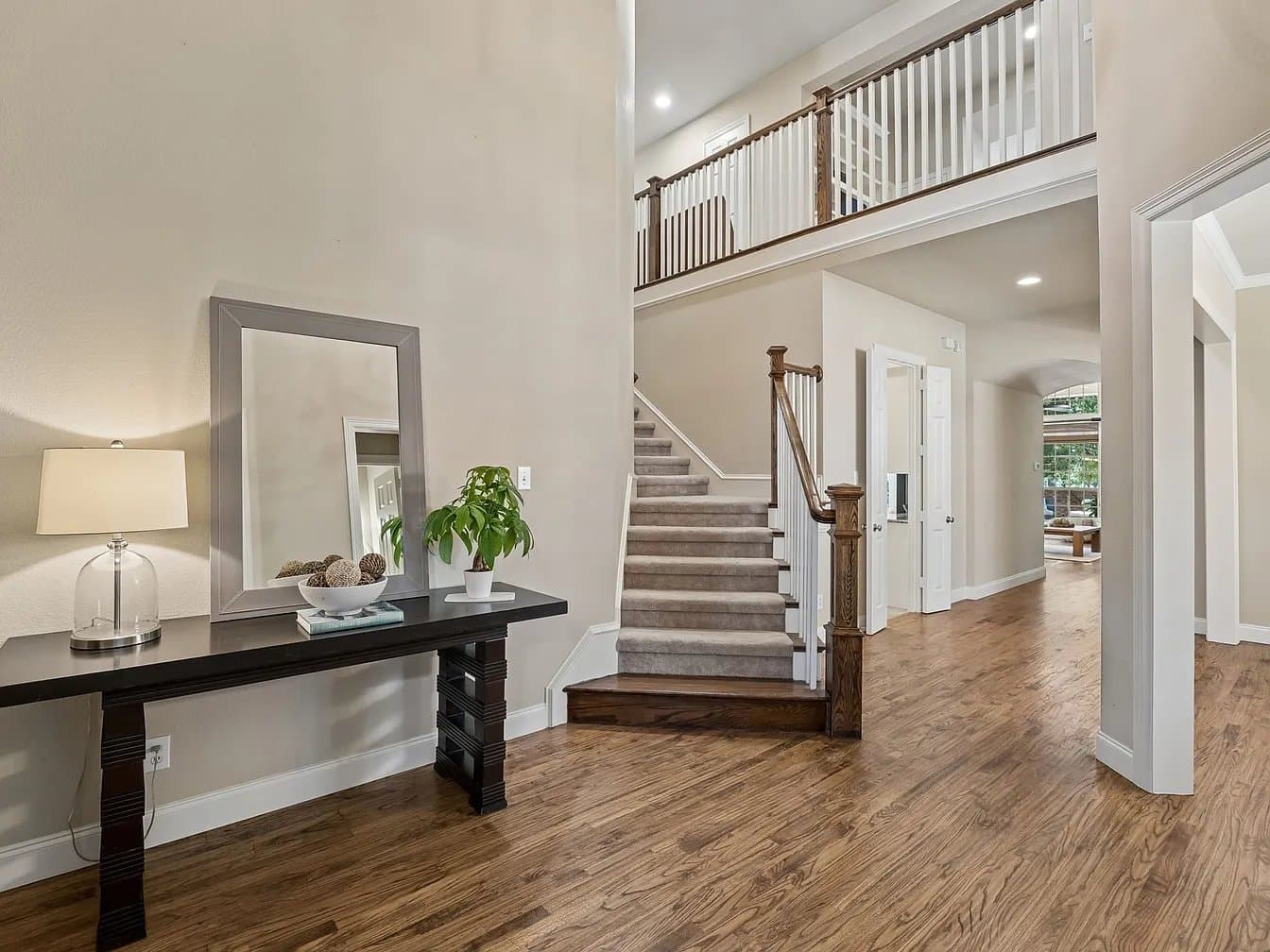 Lantana House: 9004 Cypress Creek Rd