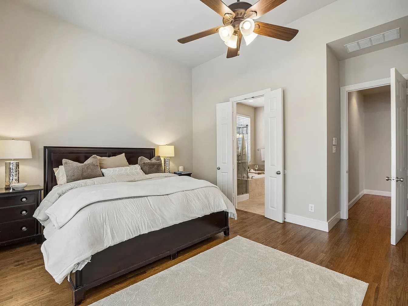 Lantana House: 9004 Cypress Creek Rd