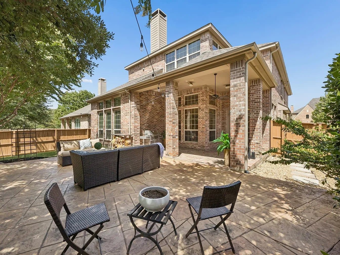 Lantana House: 9004 Cypress Creek Rd