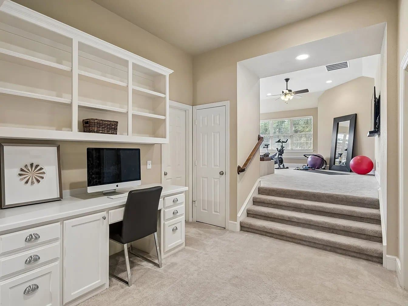 Lantana House: 9004 Cypress Creek Rd