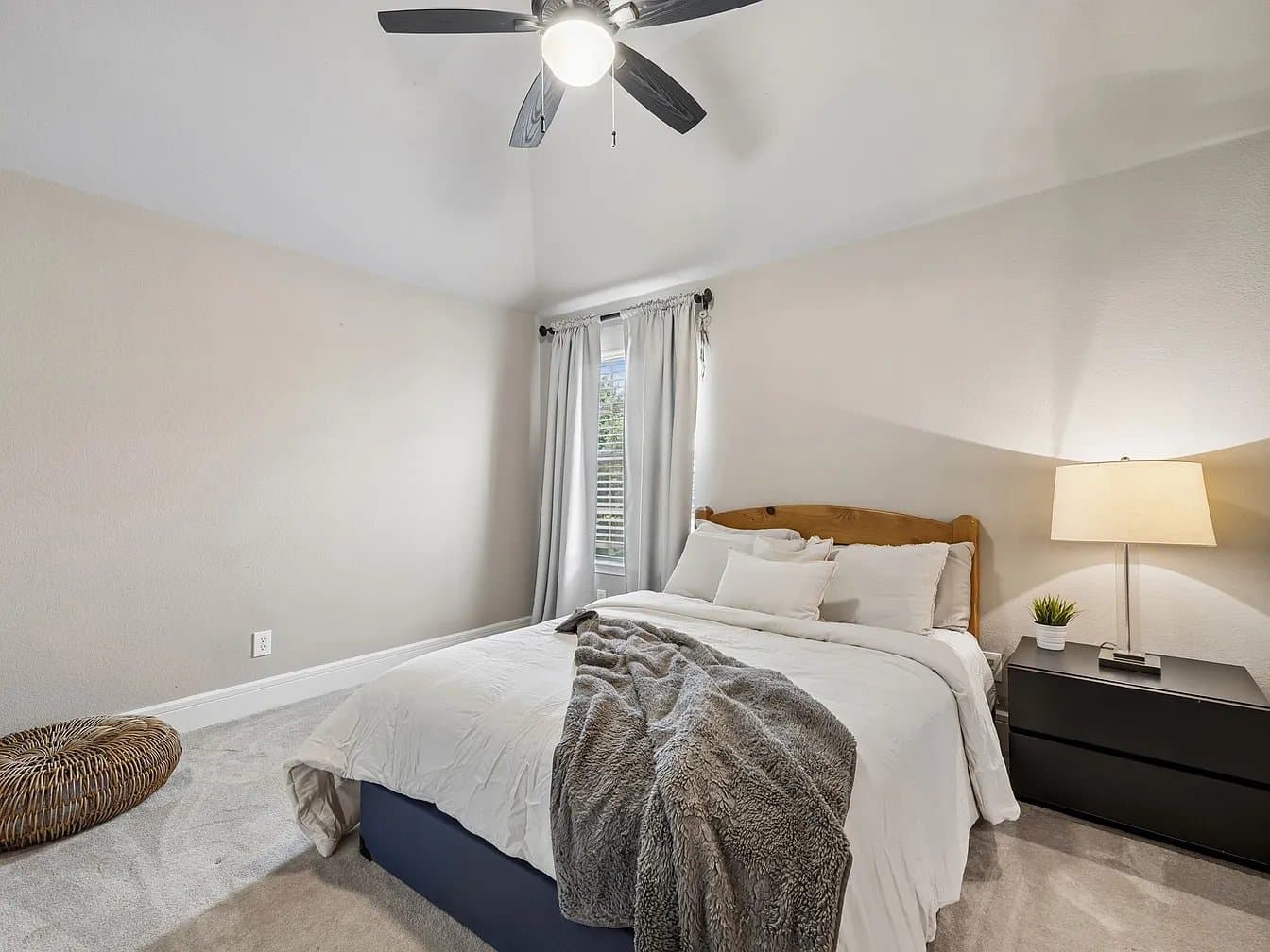 Lantana House: 9004 Cypress Creek Rd