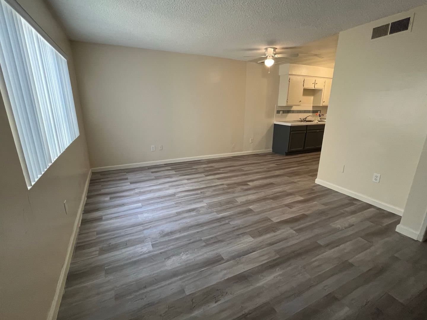Bakersfield Apartment: 1019 L St