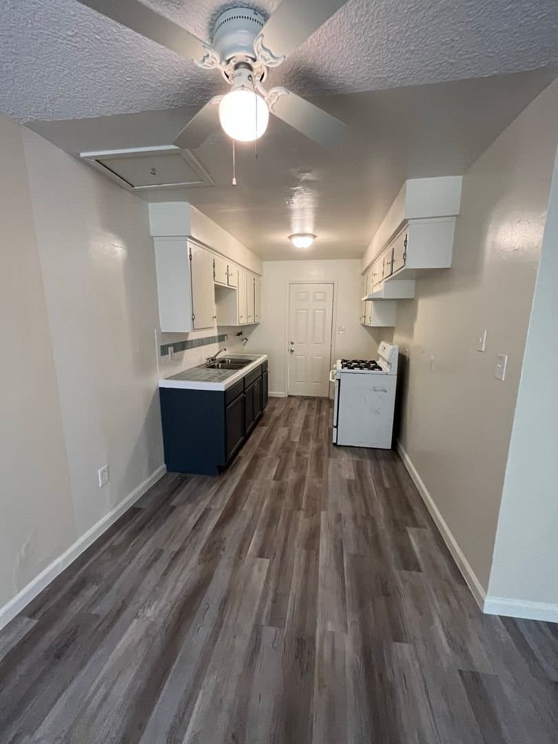 Bakersfield Apartment: 1019 L St