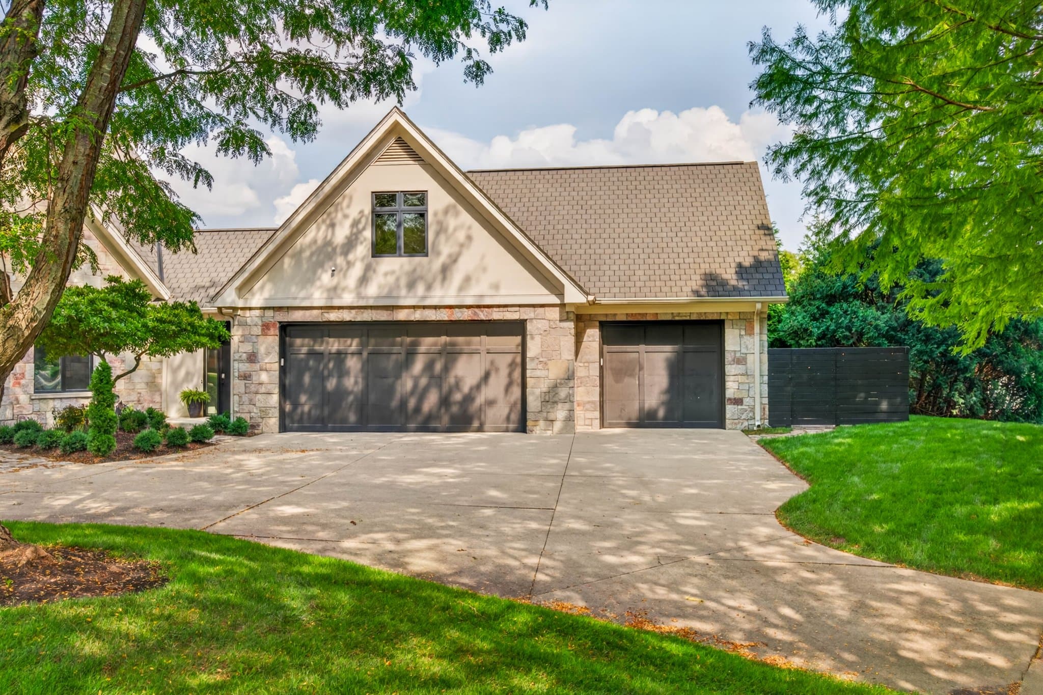 Columbus Apartment: 3625 woodside drive