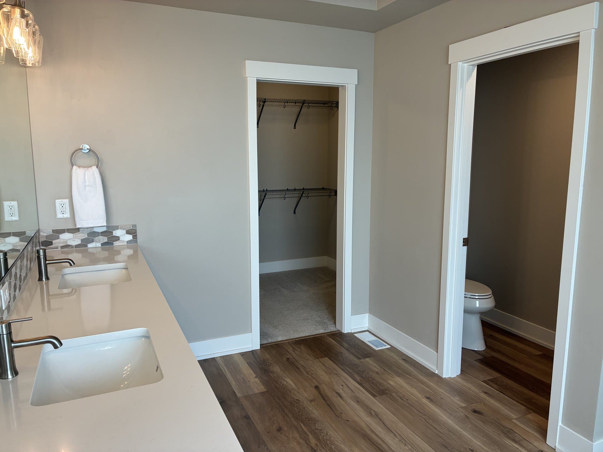 Hillsboro House: 4463 SE 62nd Avenue