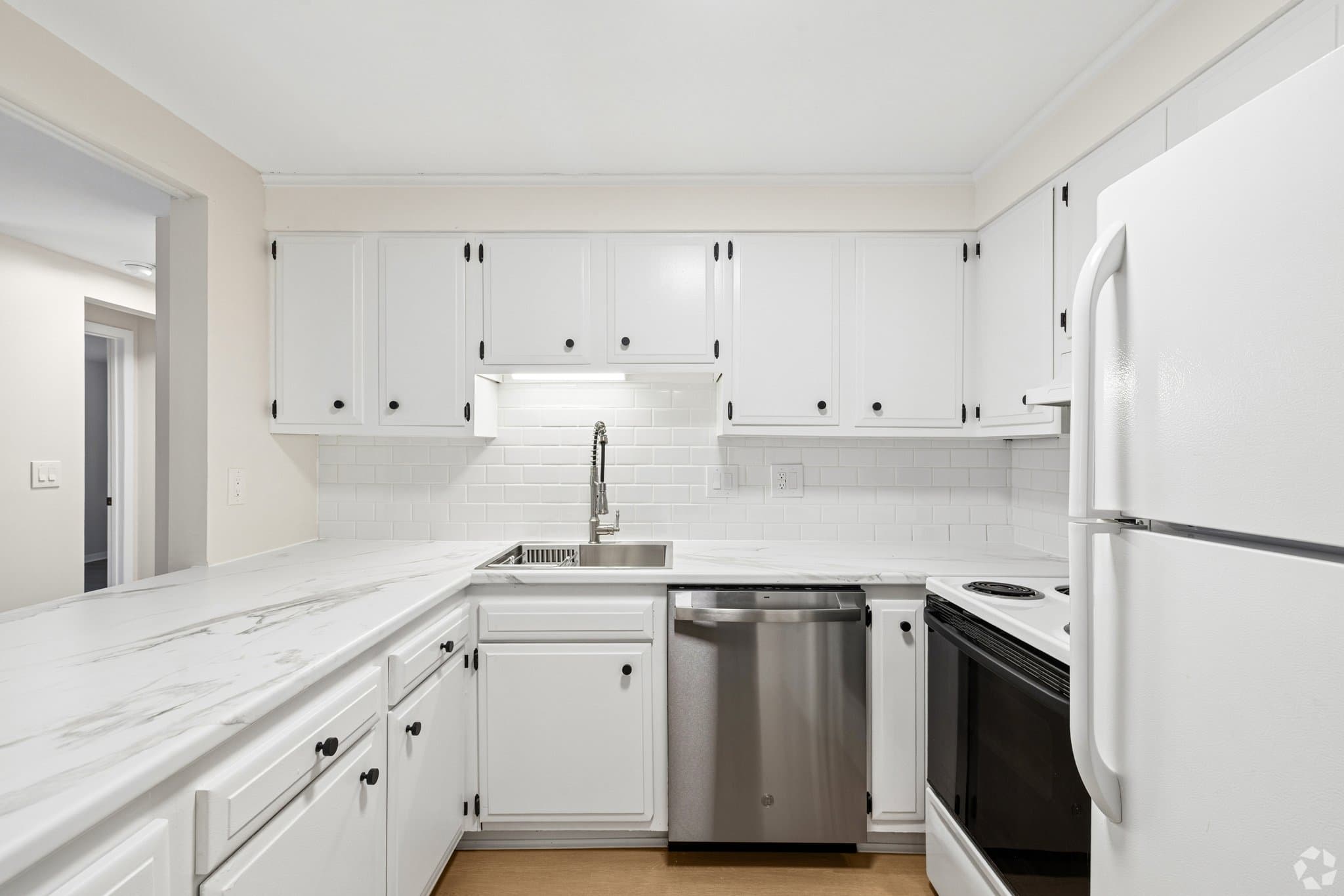 Thurber Multiplex: 256 Thurber St