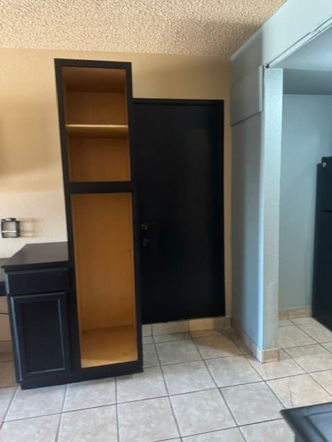 Las Vegas Apartment: 921 Las Vegas Blvd N