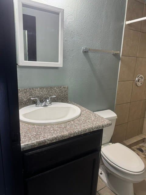Las Vegas Apartment: 921 Las Vegas Blvd N