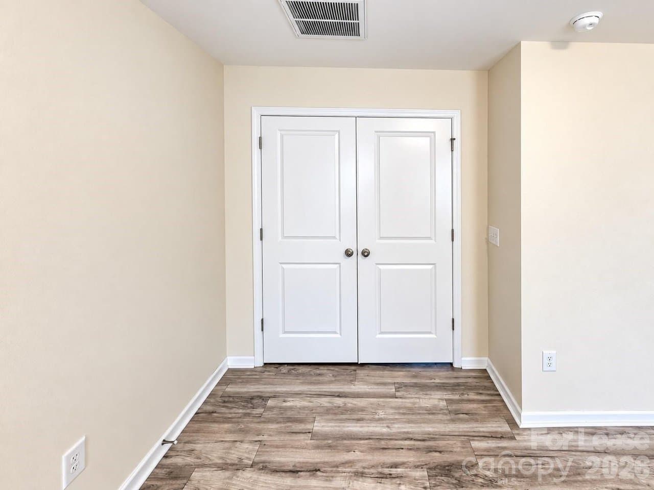 Rock Hill House: 850 Windblown Pl