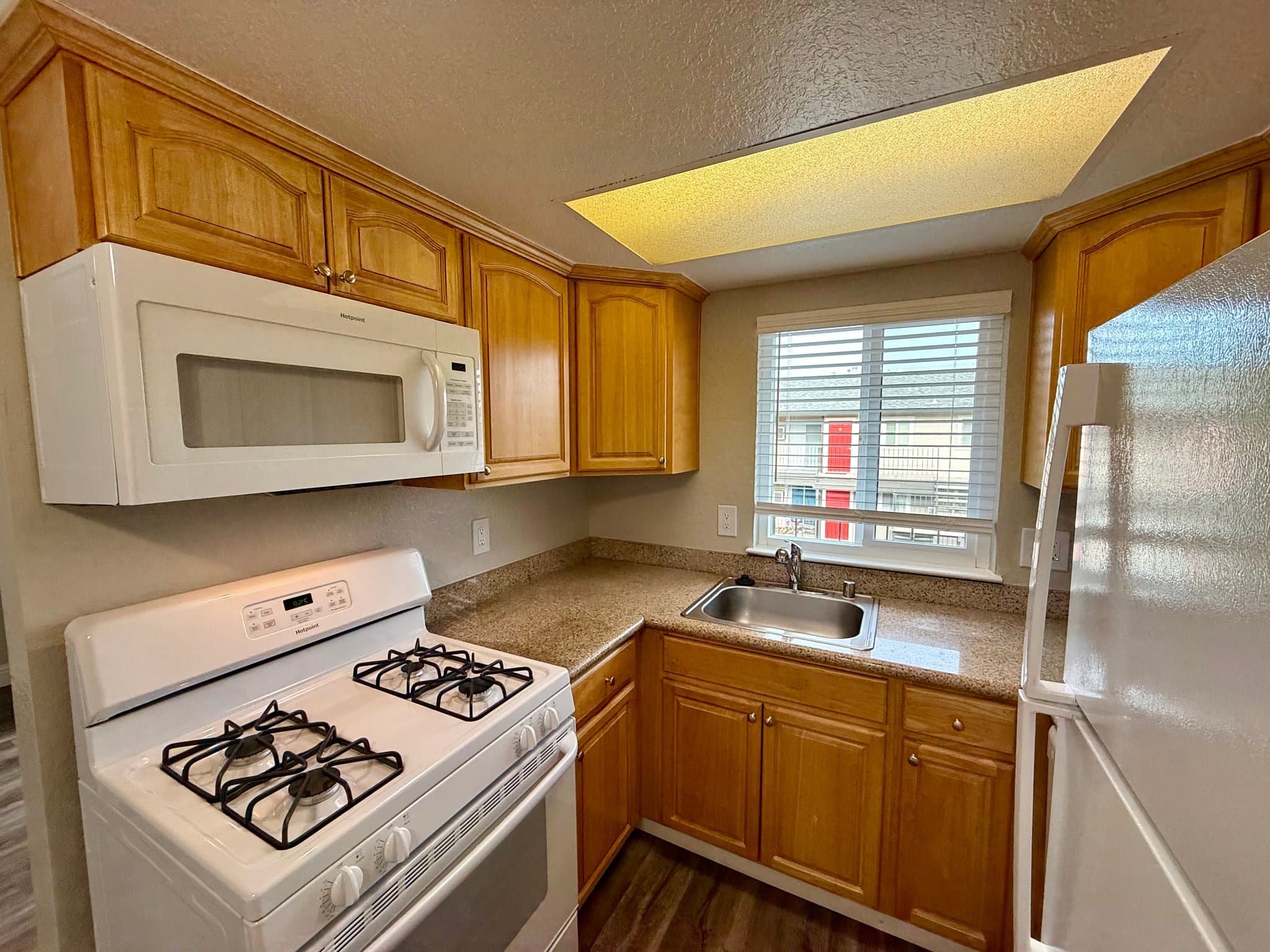 Livermore Apartment: 283 Junction Ave