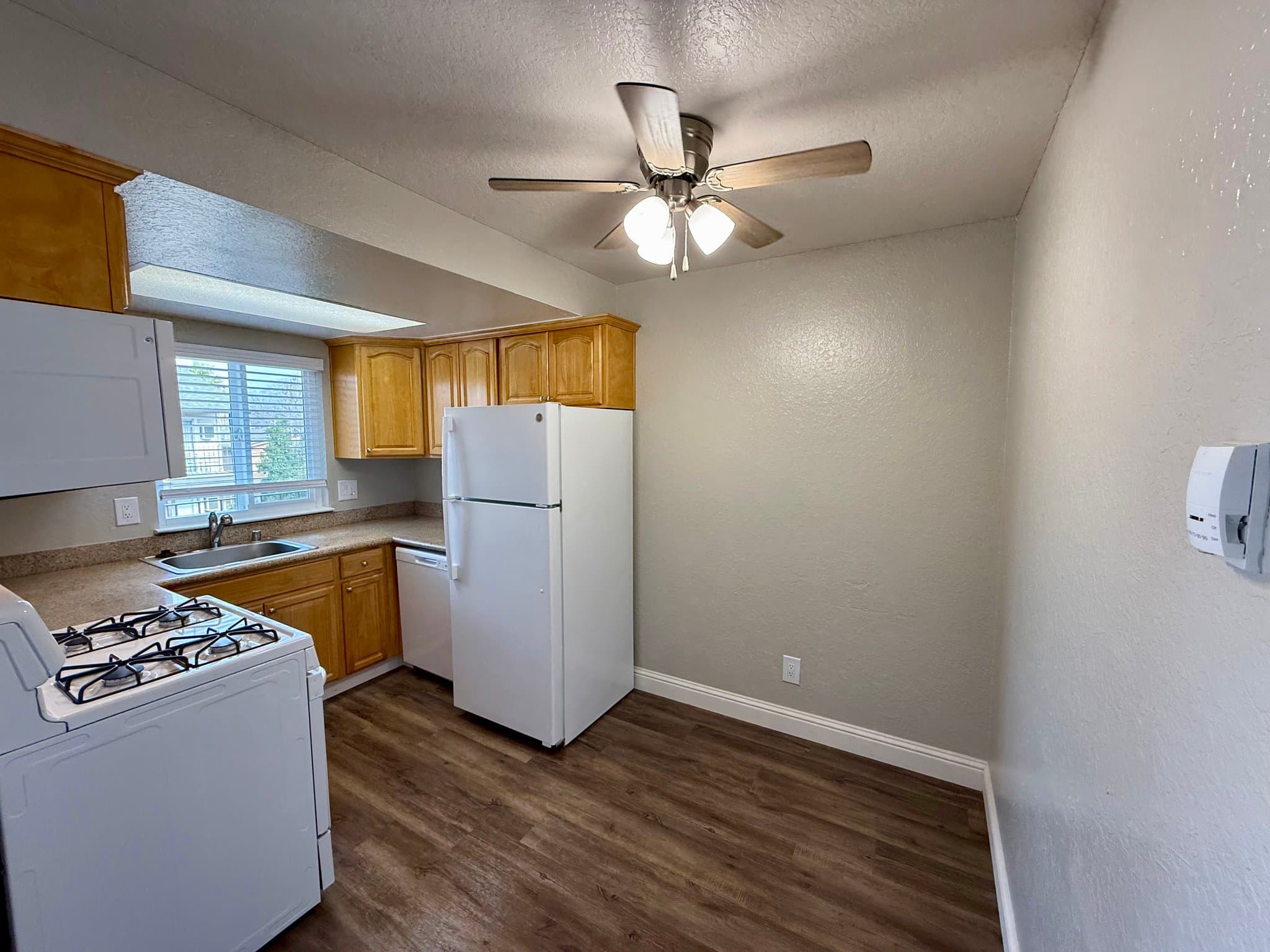 Livermore Apartment: 283 Junction Ave