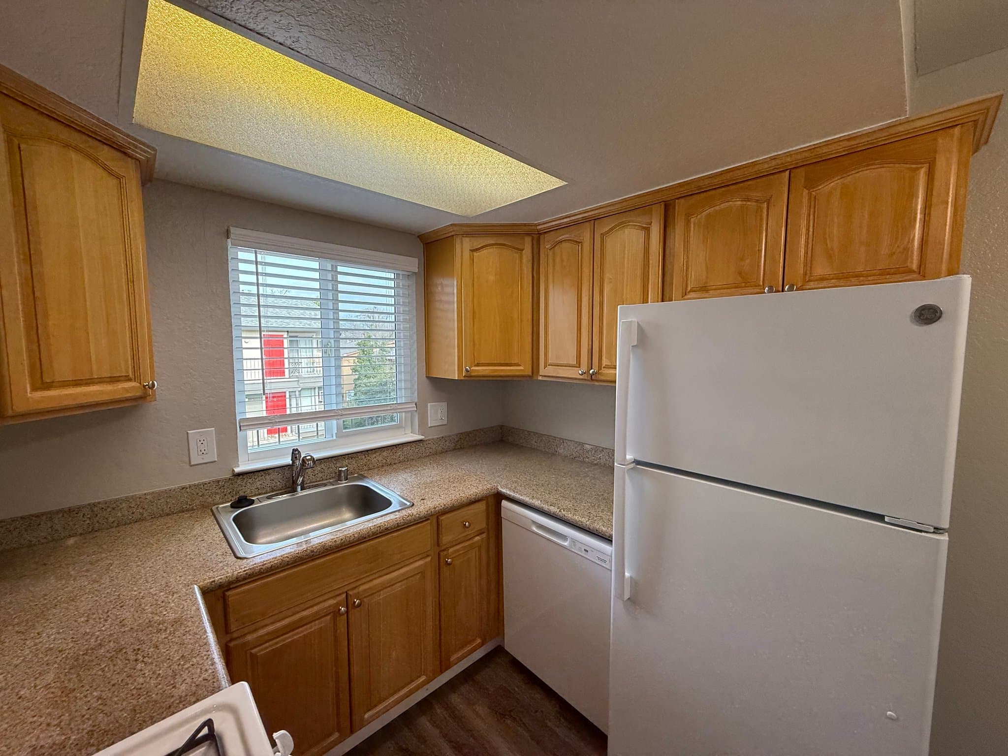 Livermore Apartment: 283 Junction Ave