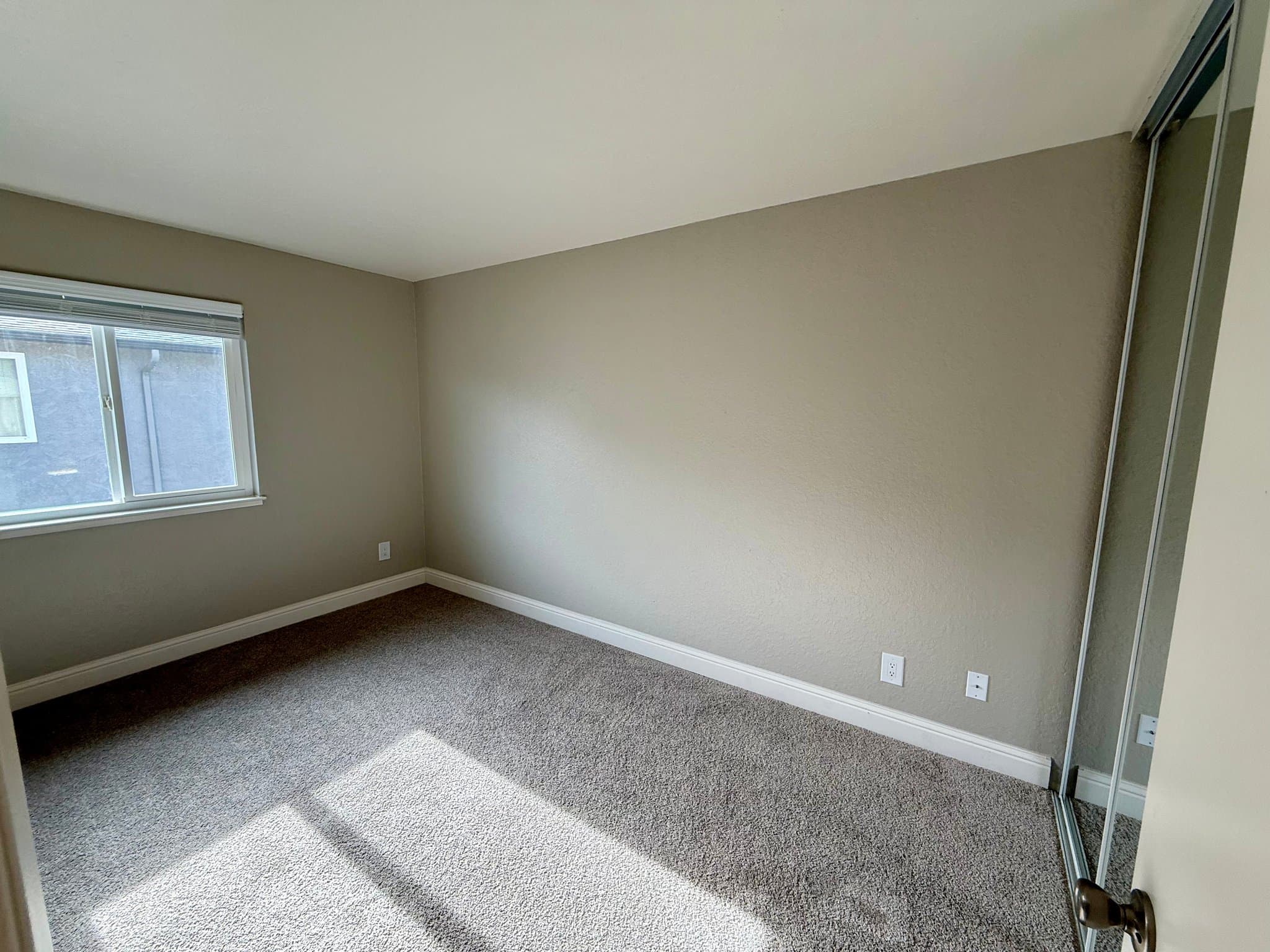 Livermore Apartment: 283 Junction Ave