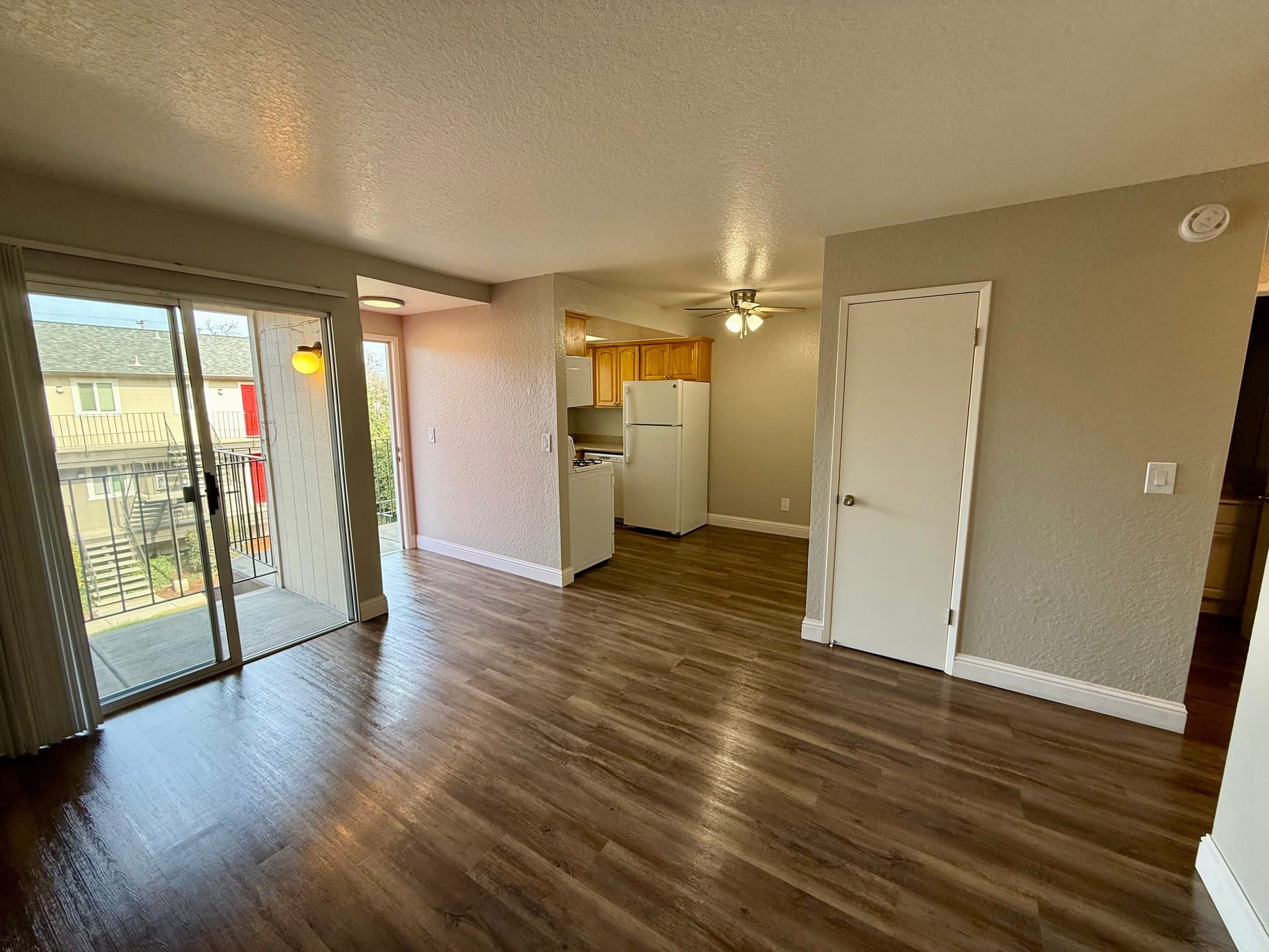 Livermore Apartment: 283 Junction Ave