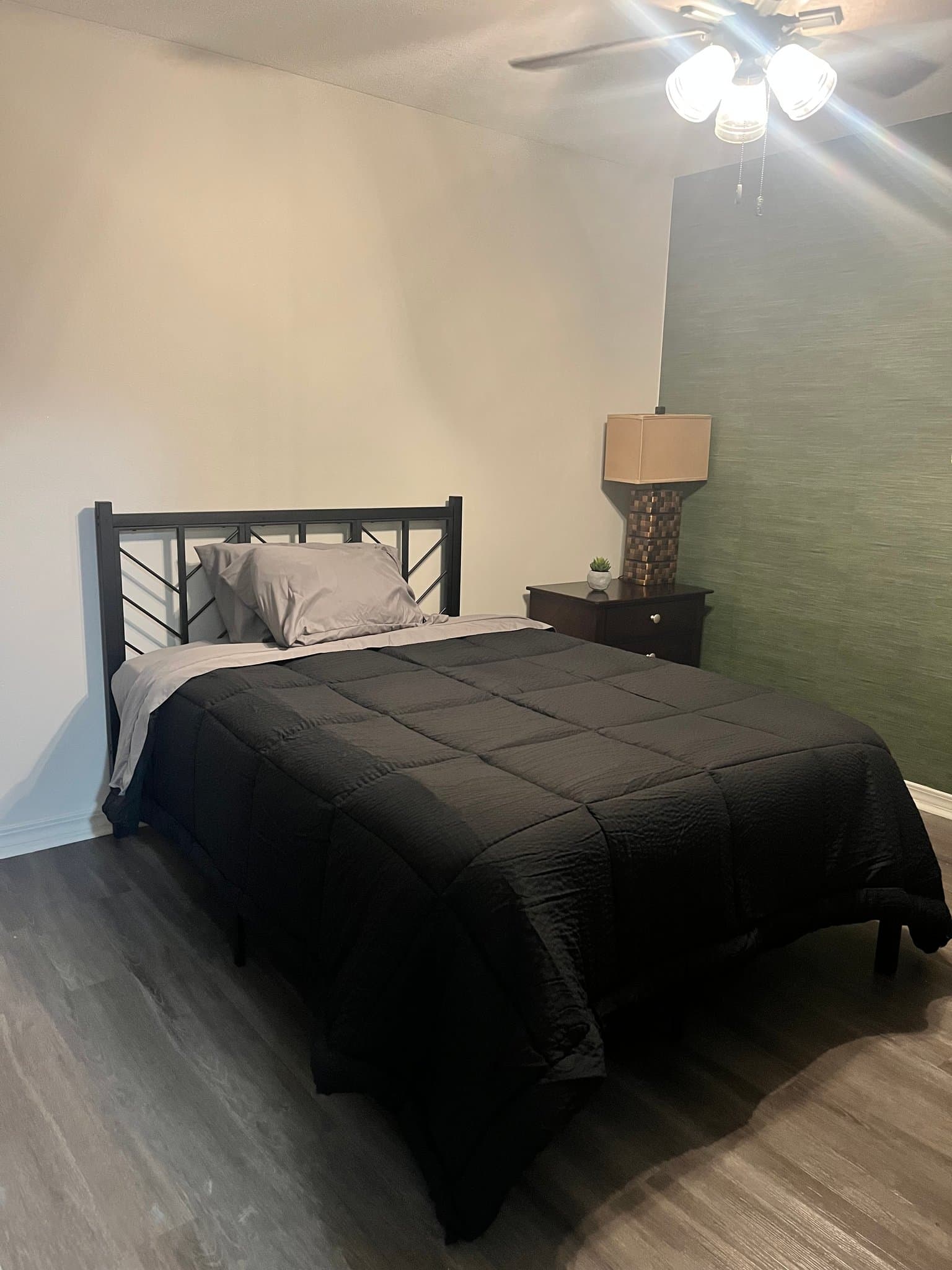 Gulfport Single Room: 13385 Willow Oak Cir
