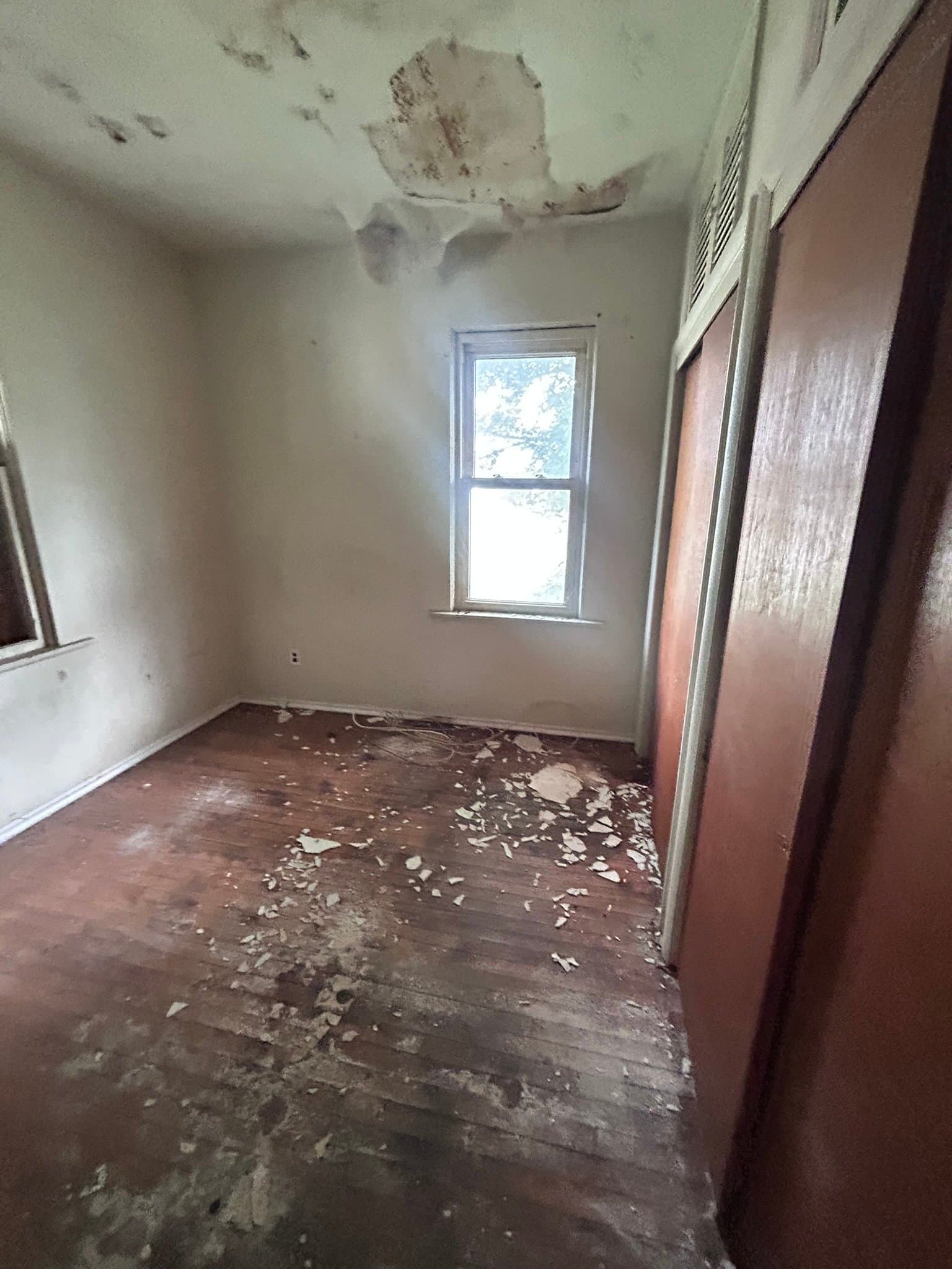 East St.Louis House: 6000 old Missouri Ave