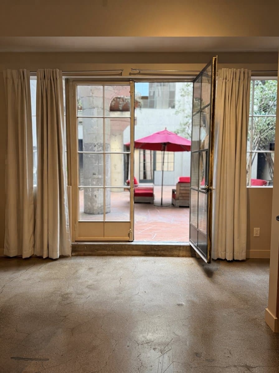 Los Angeles Condo: 420 S San Pedro St