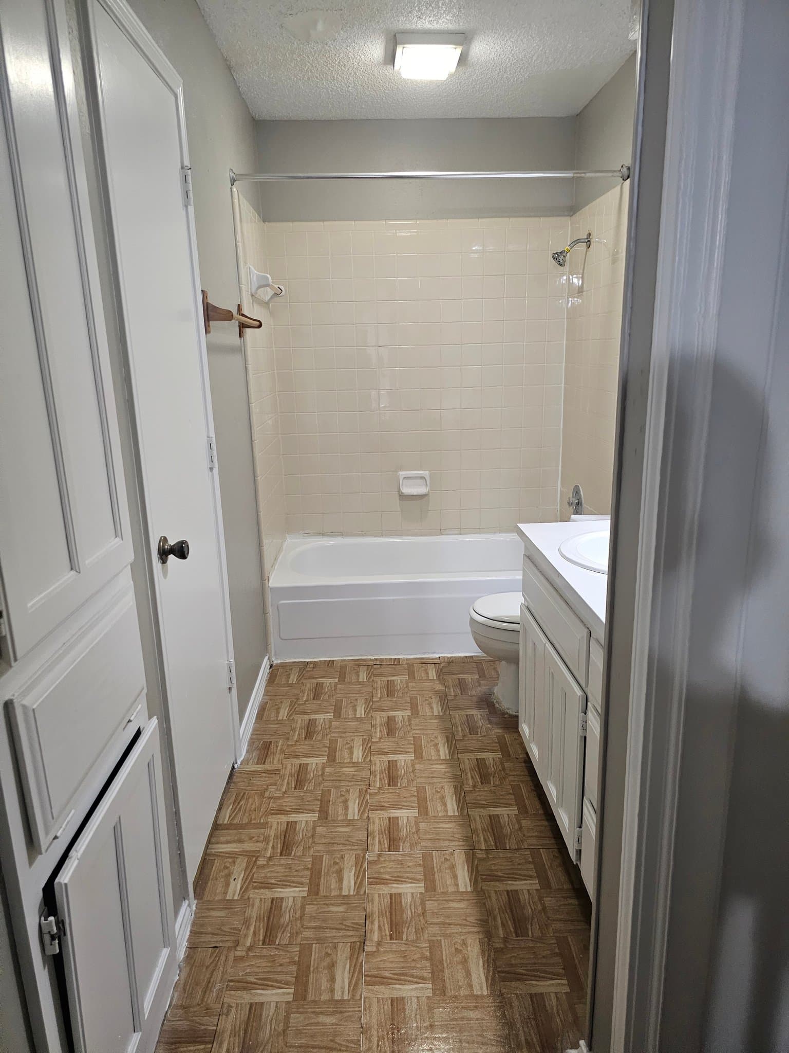 Arlington Townhome: 1815 Sheehan Ct