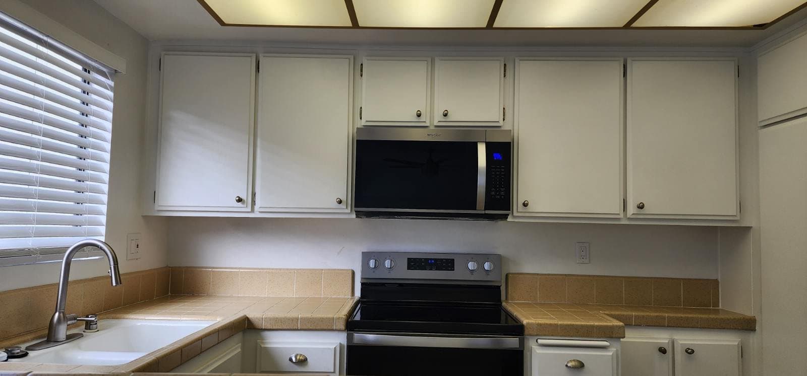 Redondo Beach Townhome: 714 N. Irena Ave.
