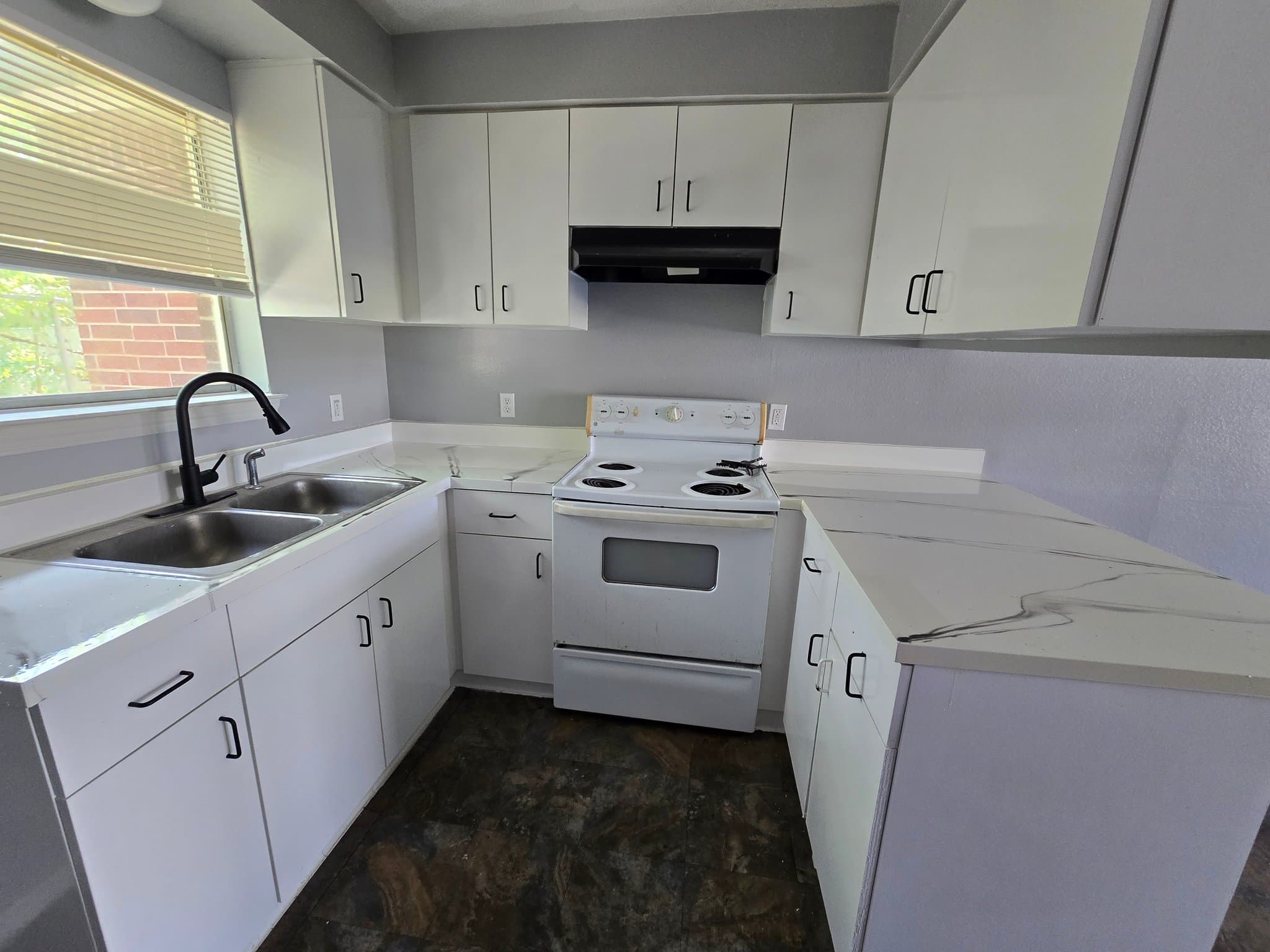 Houston Apartment: 4107 Almeda Genoa Rd