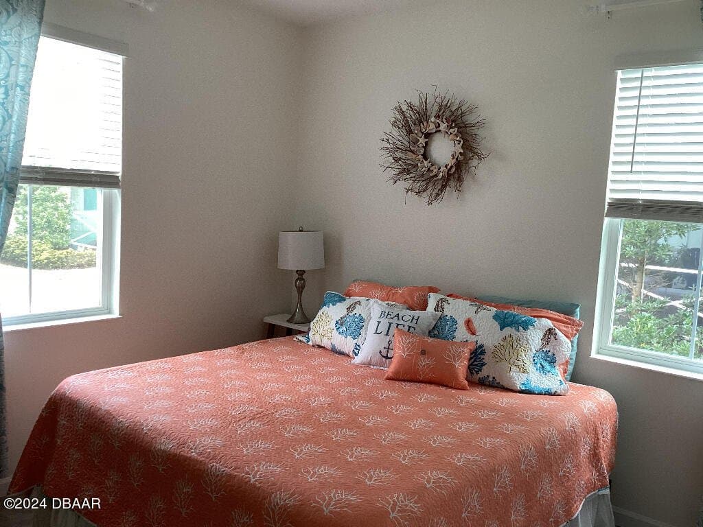 Daytona Beach House: 362 Parrot Lane